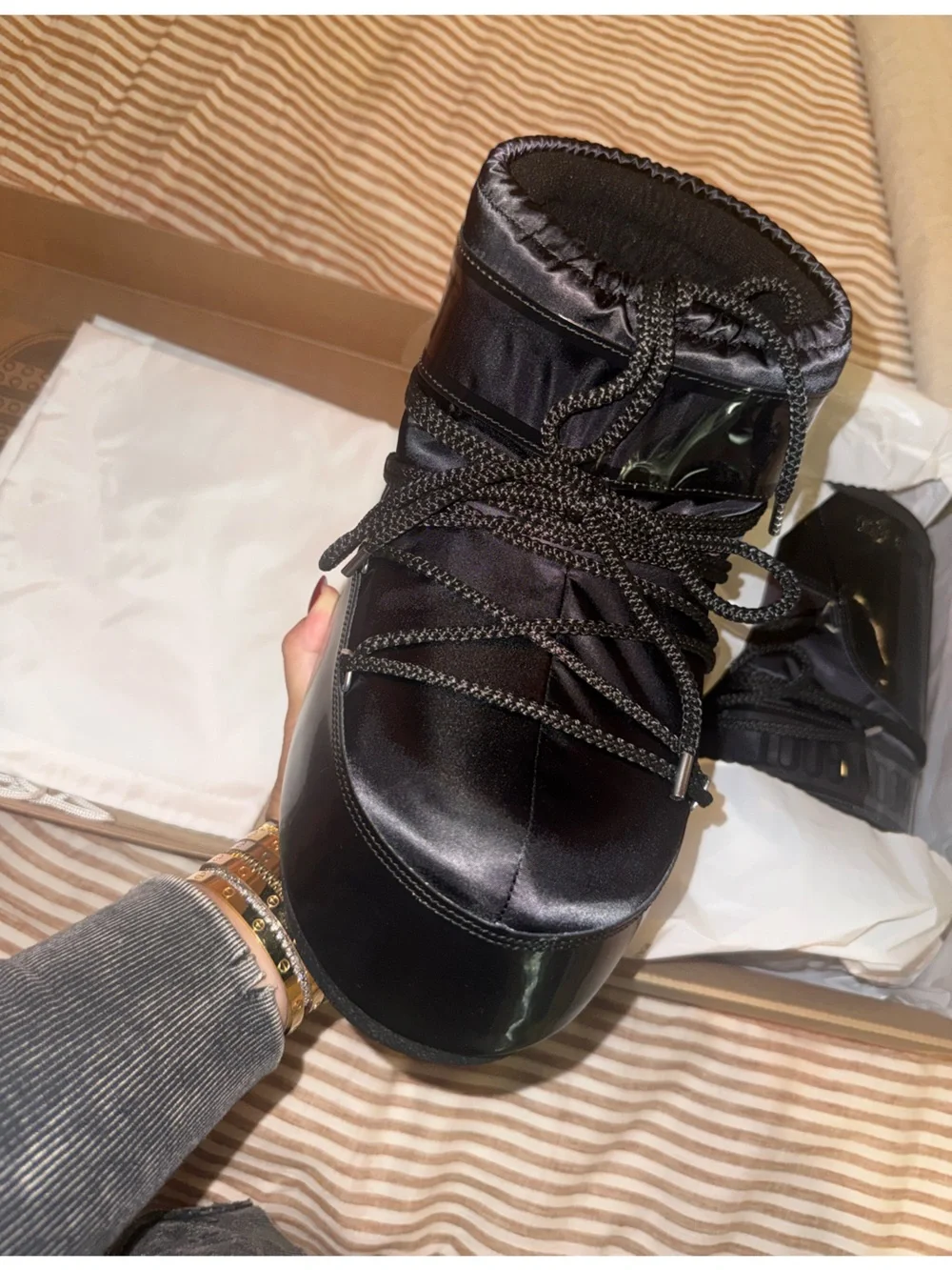 Moon Boot- ICON LOW GLANCE BLACK SATIN BOOTS (NEW)